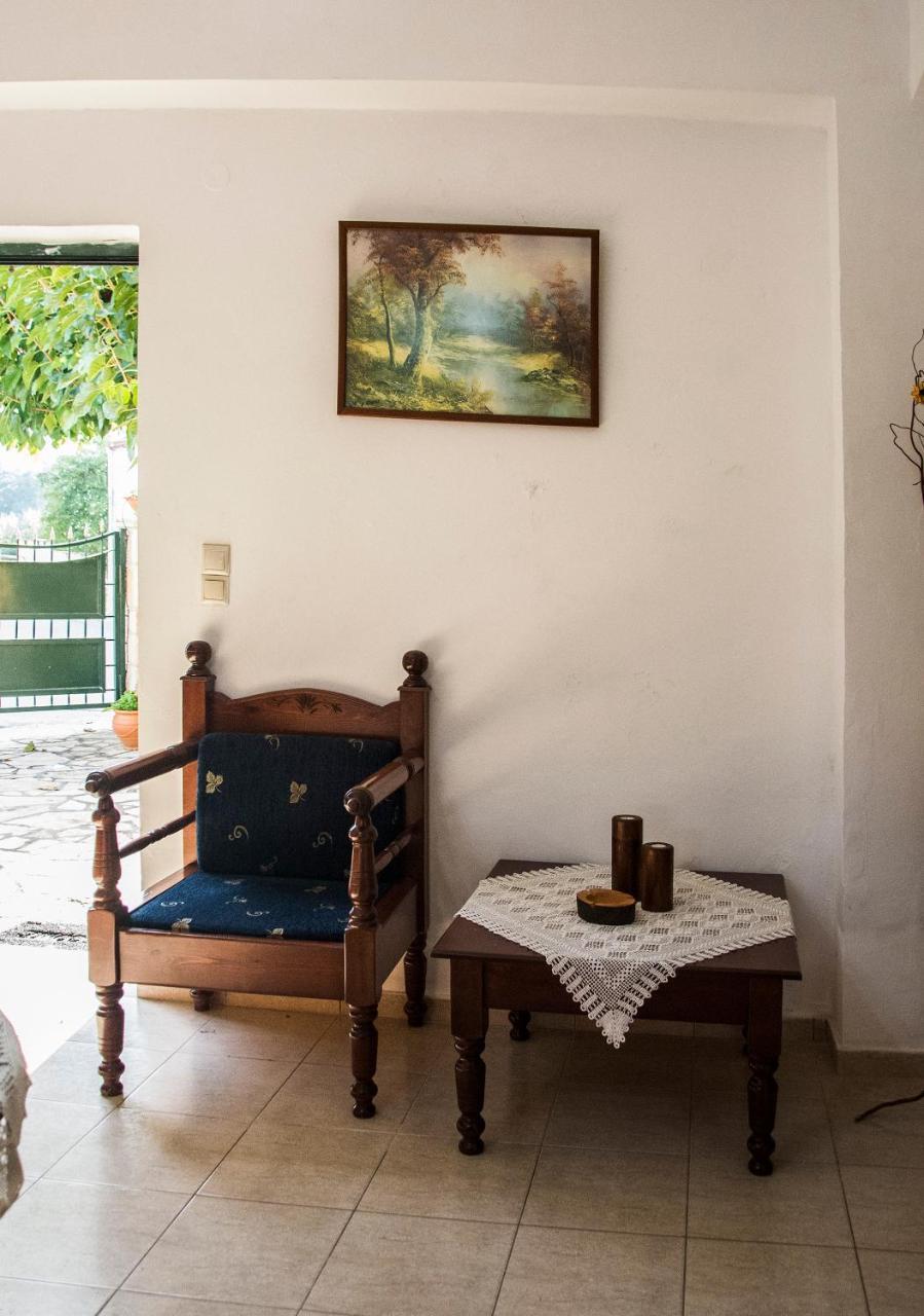 Villa Dimitris Kalamitsi Amygdali Экстерьер фото